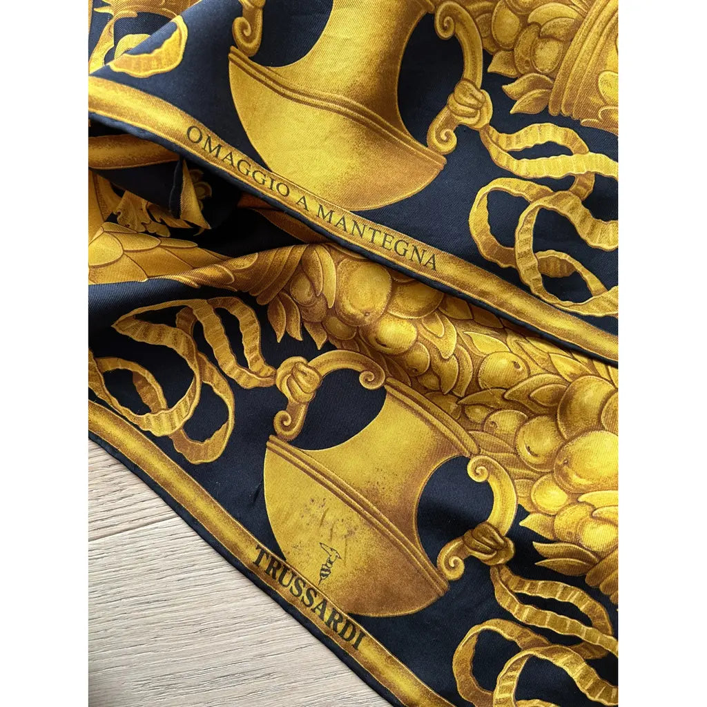 ** Foulard In Seta Trussardi Omaggio A Mantegna
