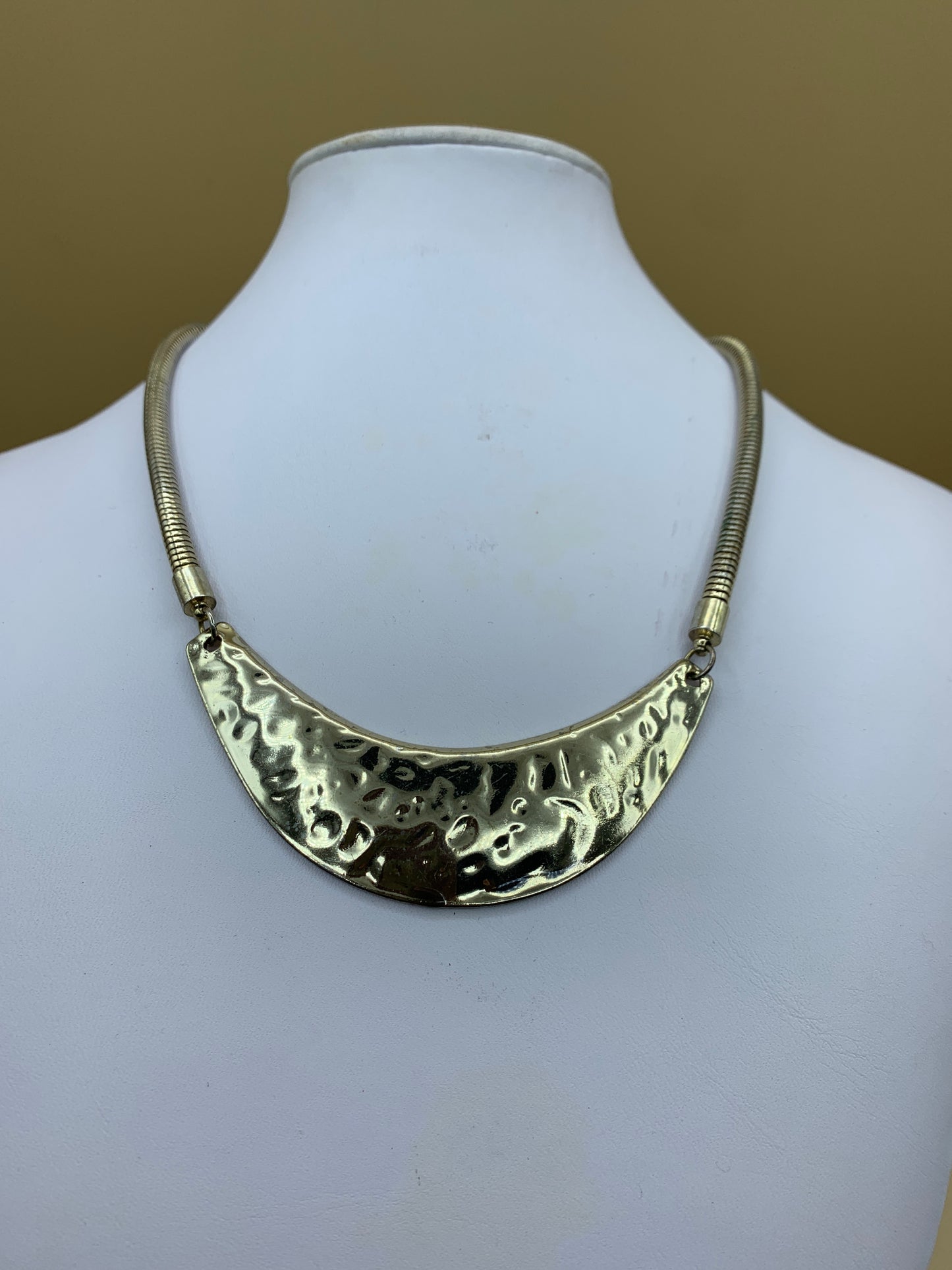 Collana con ciondolo metallo dorato mezzaluna