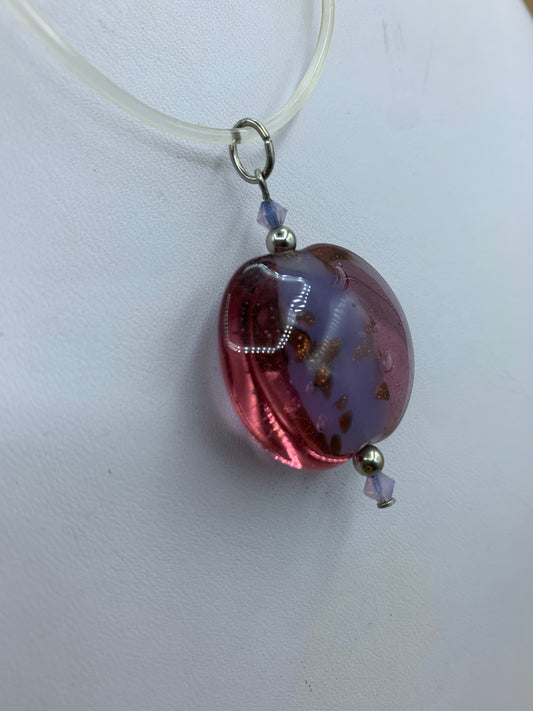 Collana con ciondolo in vetro