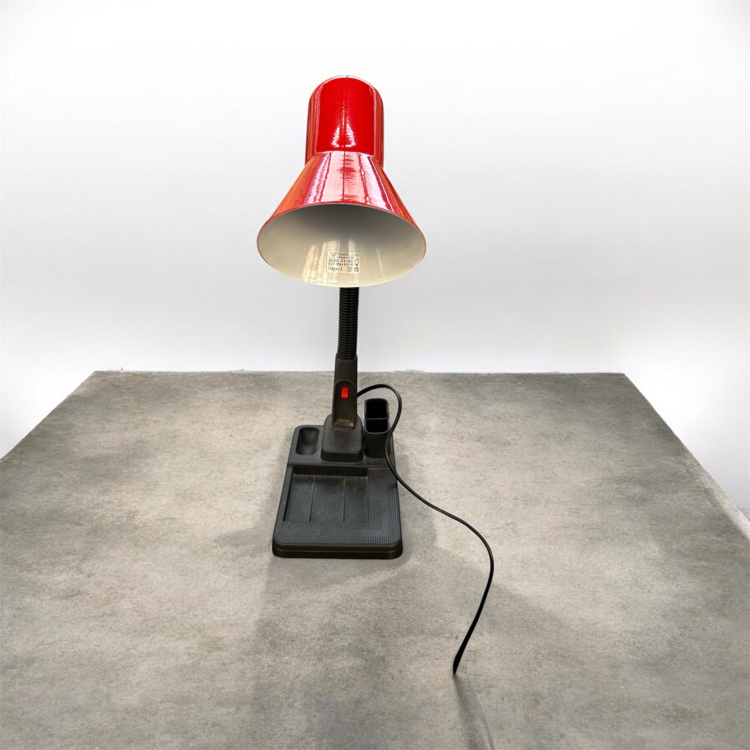 Lampada da tavolo Veneta Lumi rosso nero
