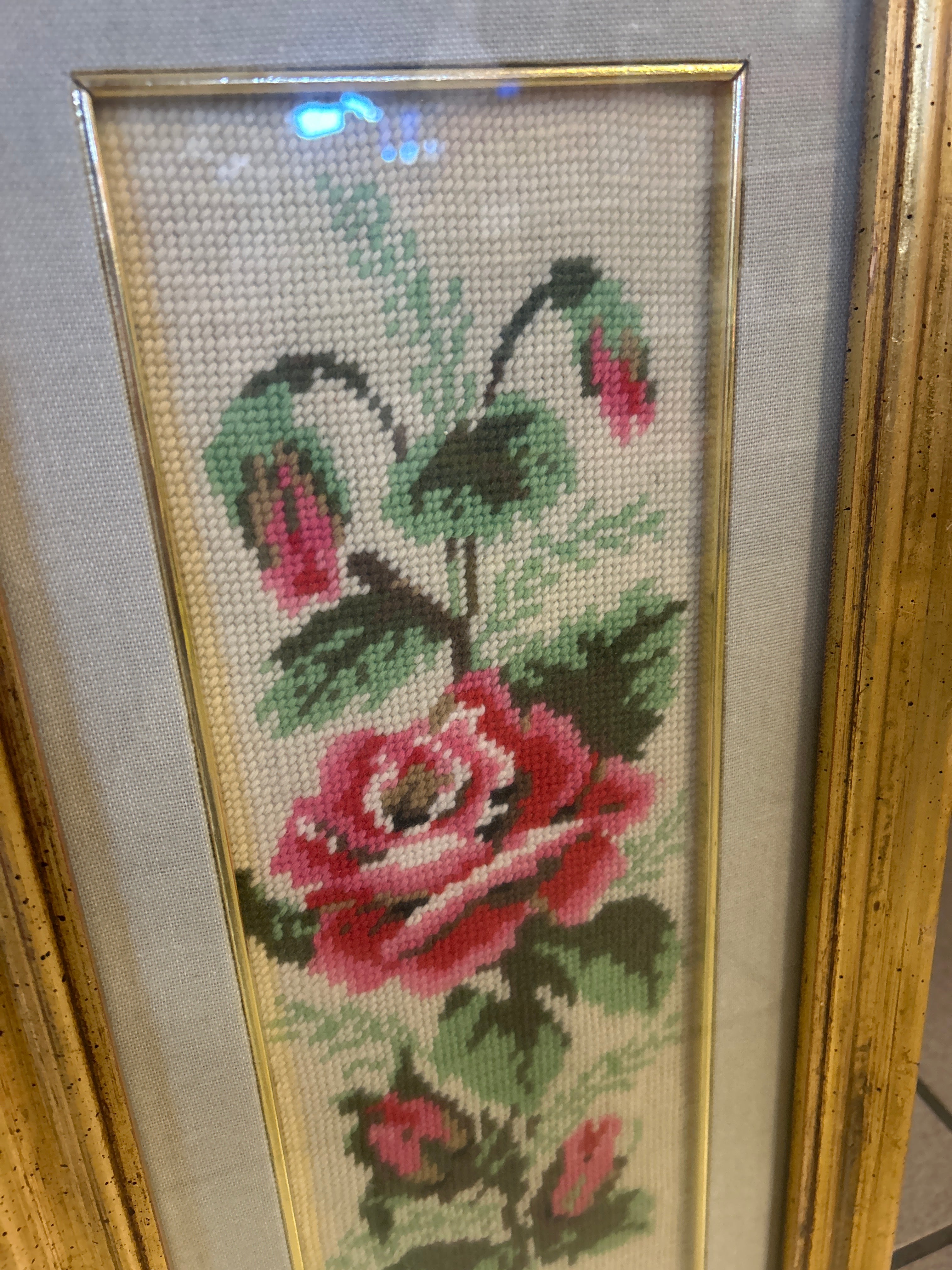 Quadro Ricamo Fiori Mezzopunto