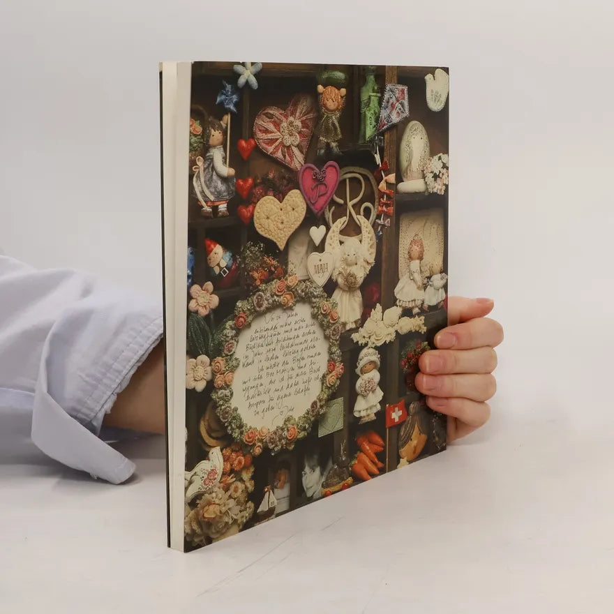 Julie's Original Salzteigfiguren - Julie Landis