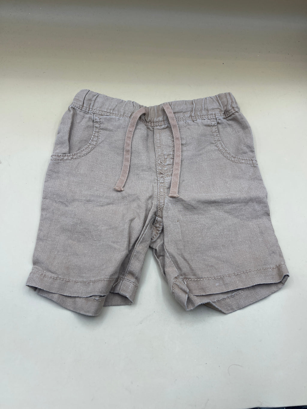 Short Benetton Beige 1 Anno