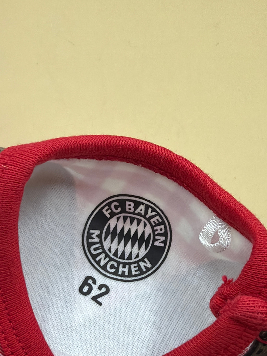 Tutina 62 Cm Fc Bayern Munchen Tirolese