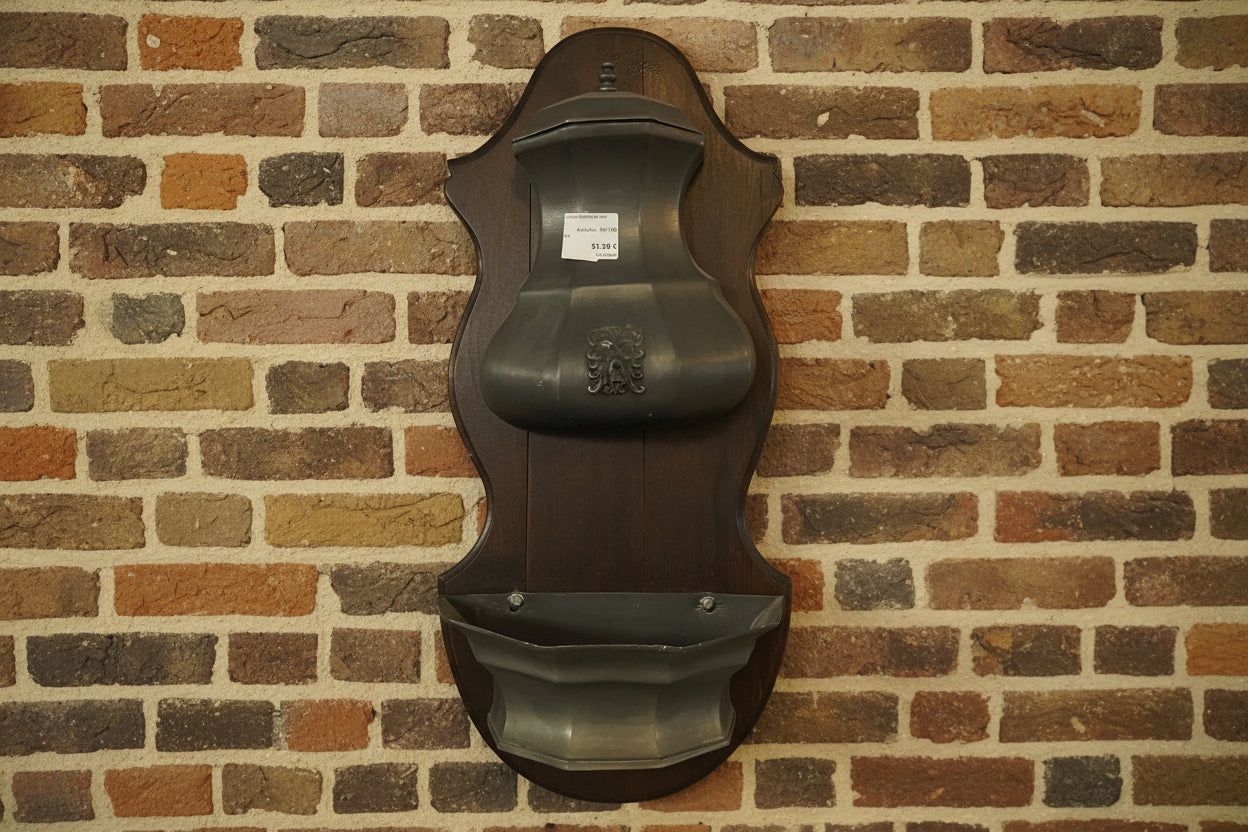 Vaso Fontana Peltro Da Appendere