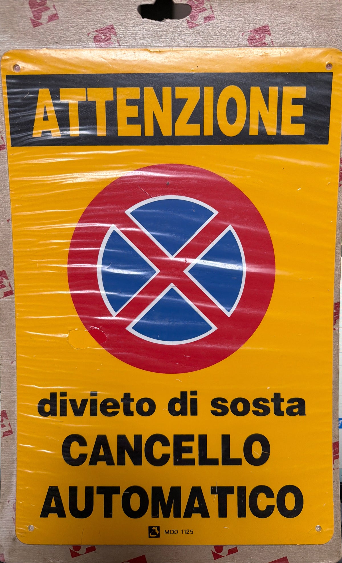 Cartello Segnaletico Attenzione Divieto Di Sosta Cancello Automatico Mod. 1125 Cm 20x30 Pvc