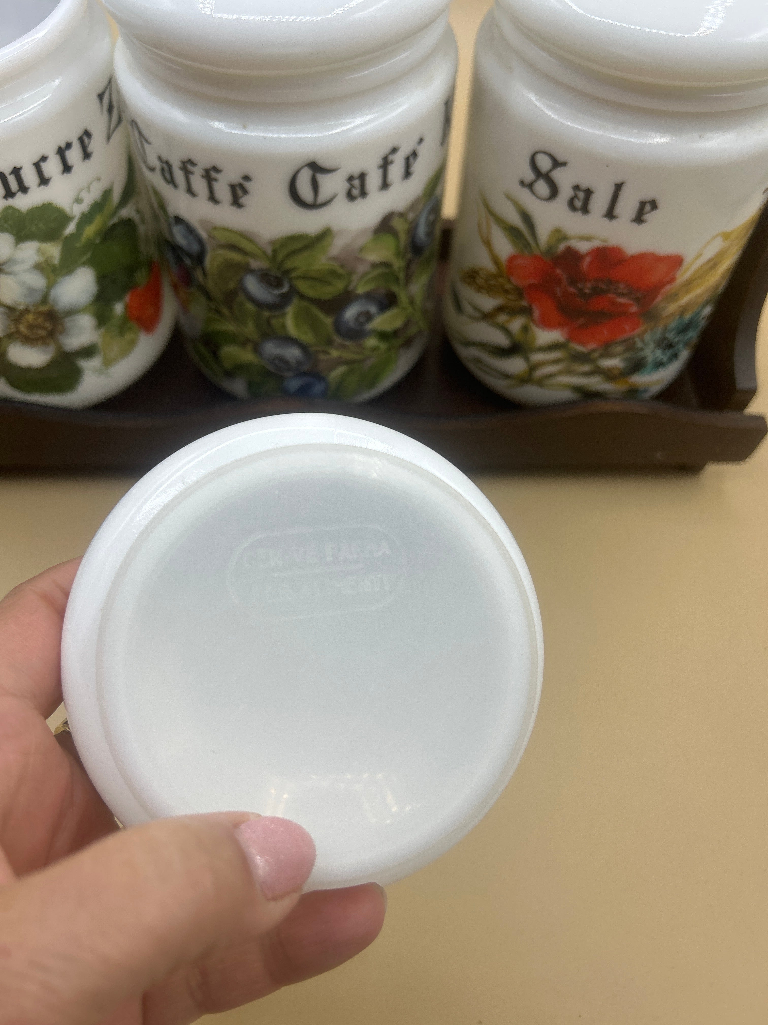 Mensolina Con Tre Vasi Sale Caffe Zucchero Vintage