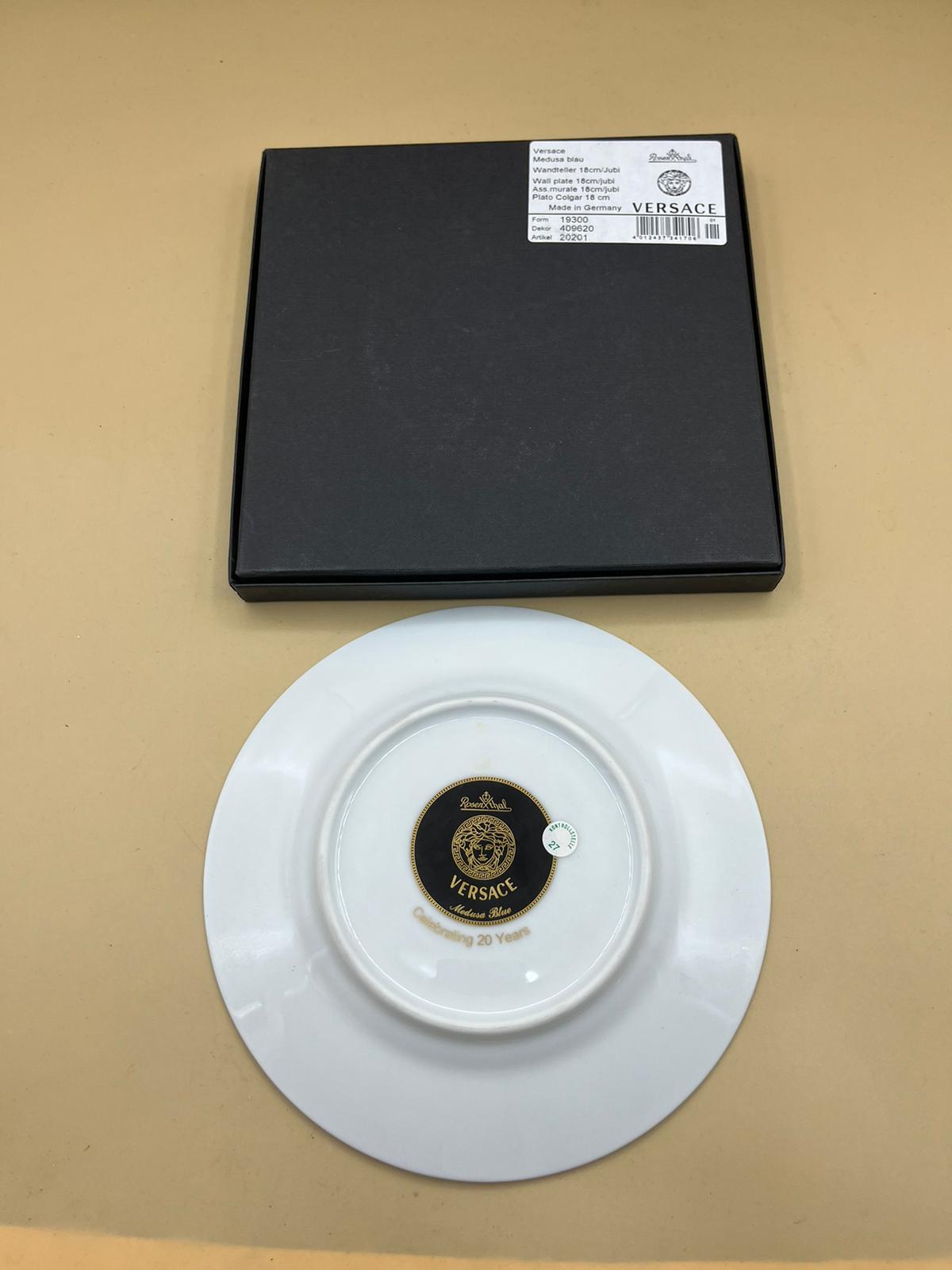 Rosenthal Versace Piatto "Medusa Blue" / "Mendelssohn" Porcellana con Scatola Originale e Set 20° Anniversario