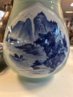 Vaso Cinese con disegno blu