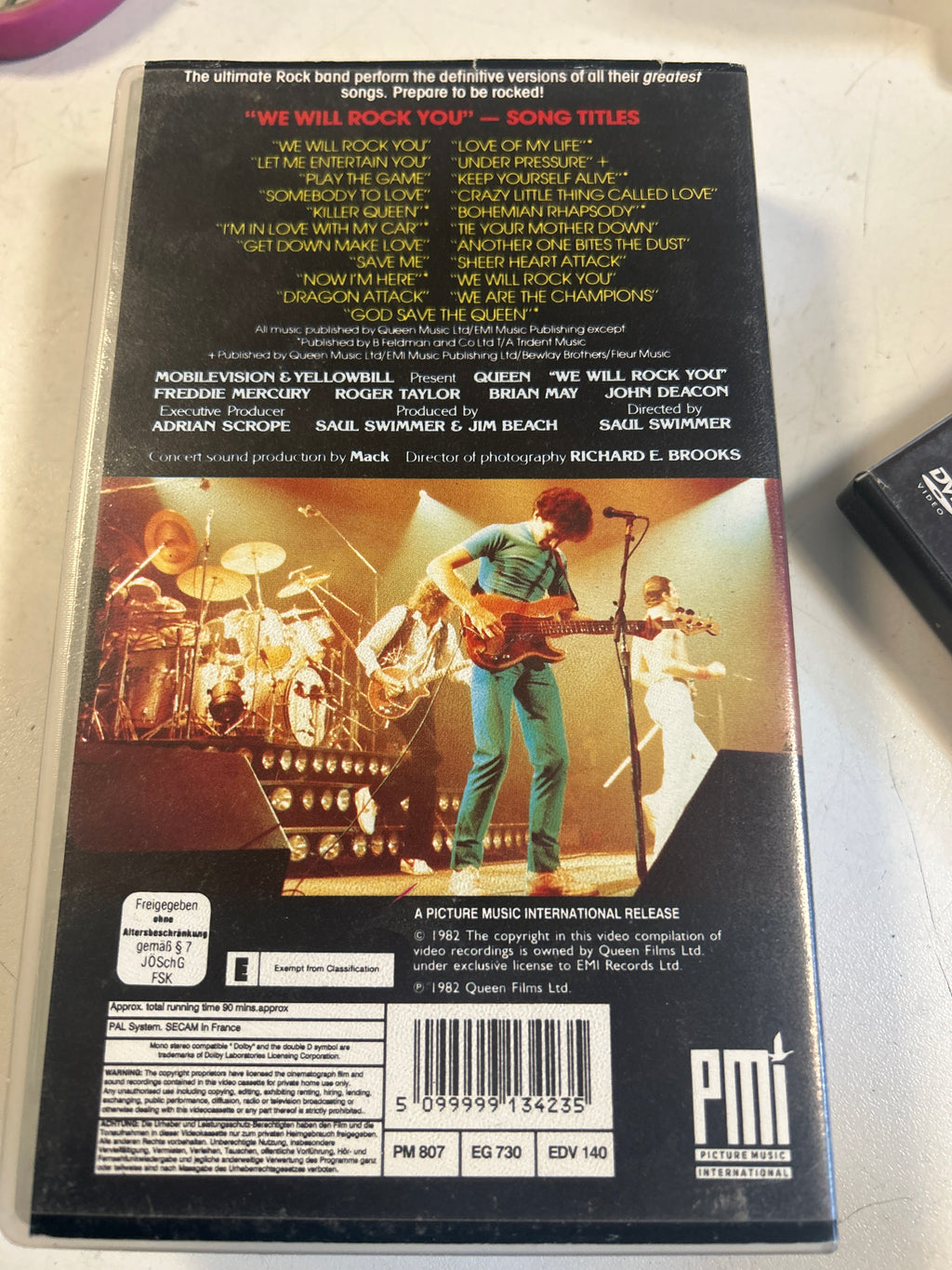 Vhs Queen We Will Rock You - Live In Concert