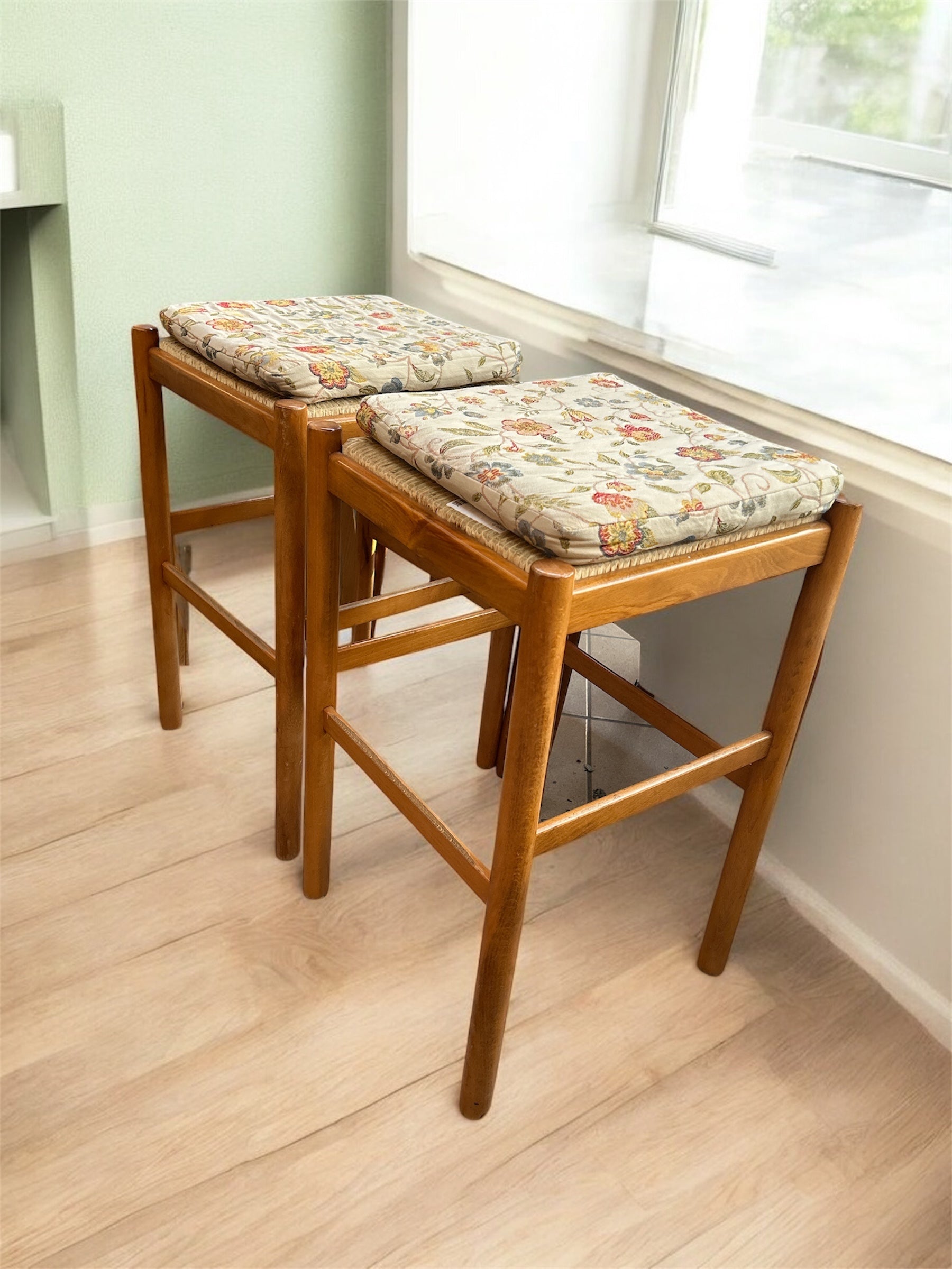 Sgabello Seduta Paglia con cuscino fiori