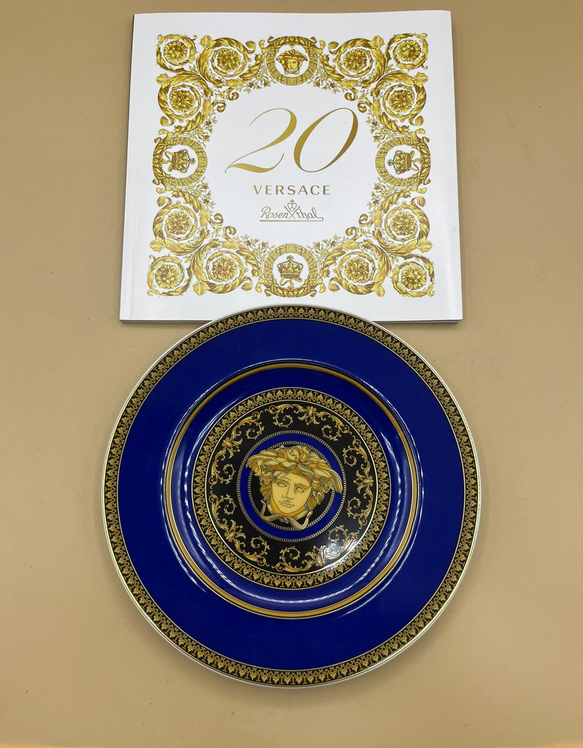 Rosenthal Versace Piatto "Medusa Blue" / "Mendelssohn" Porcellana con Scatola Originale e Set 20° Anniversario