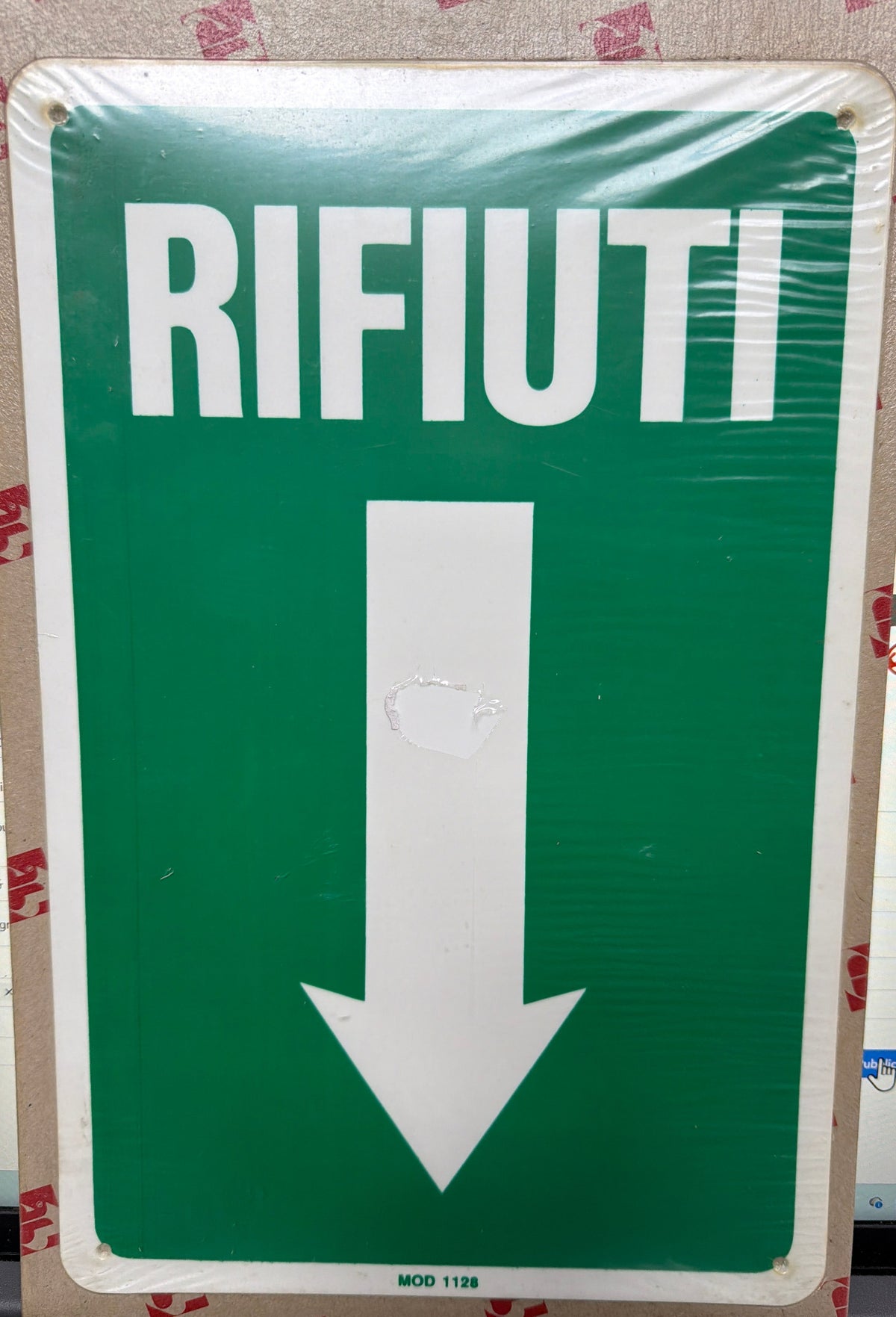 Cartello Segnaletico Rifiuti  Mod. 1128 Cm 20x30 Pvc