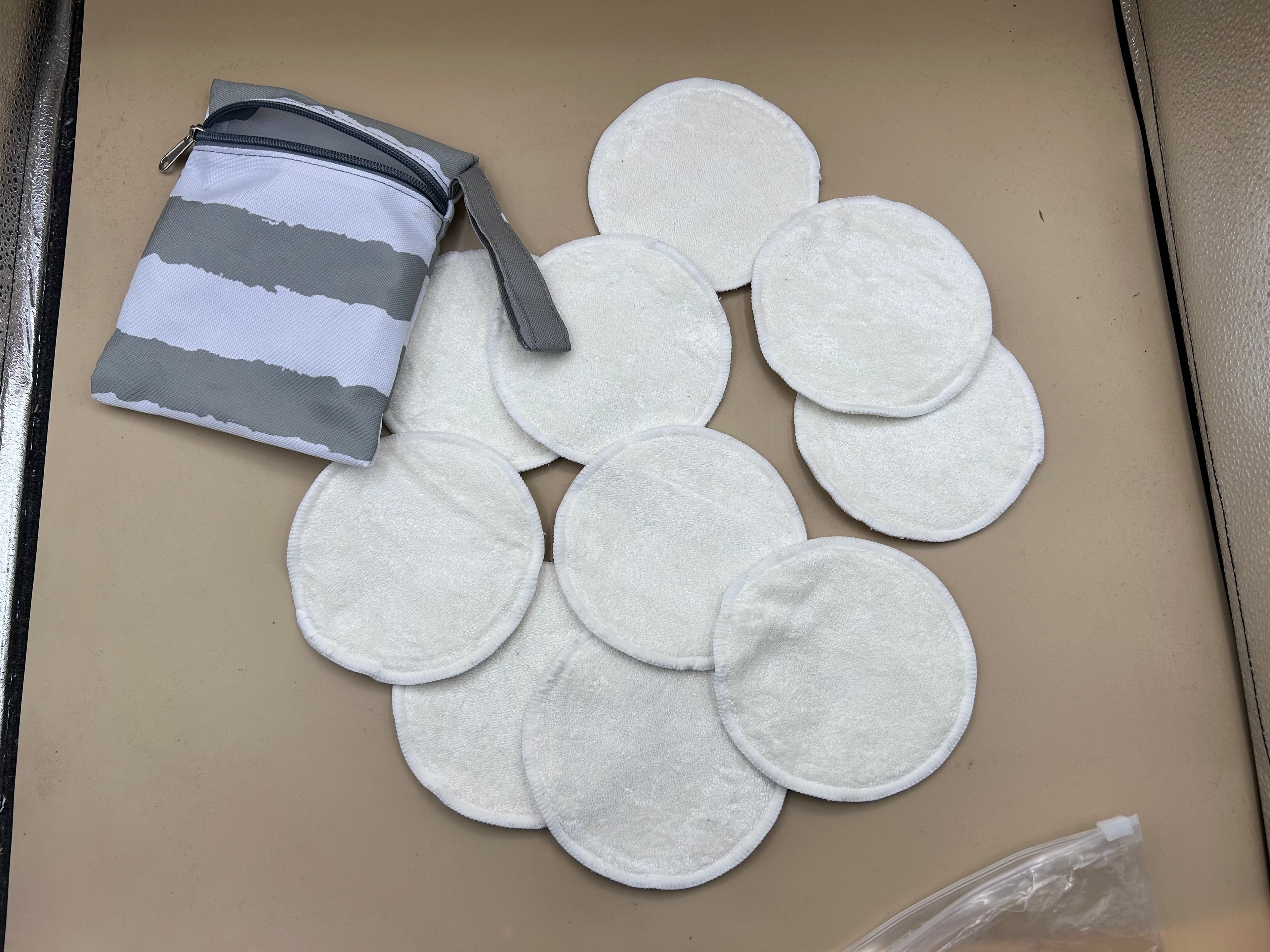 Confezione 10 Coppette Assorbilatte Lavabili Ecologiche