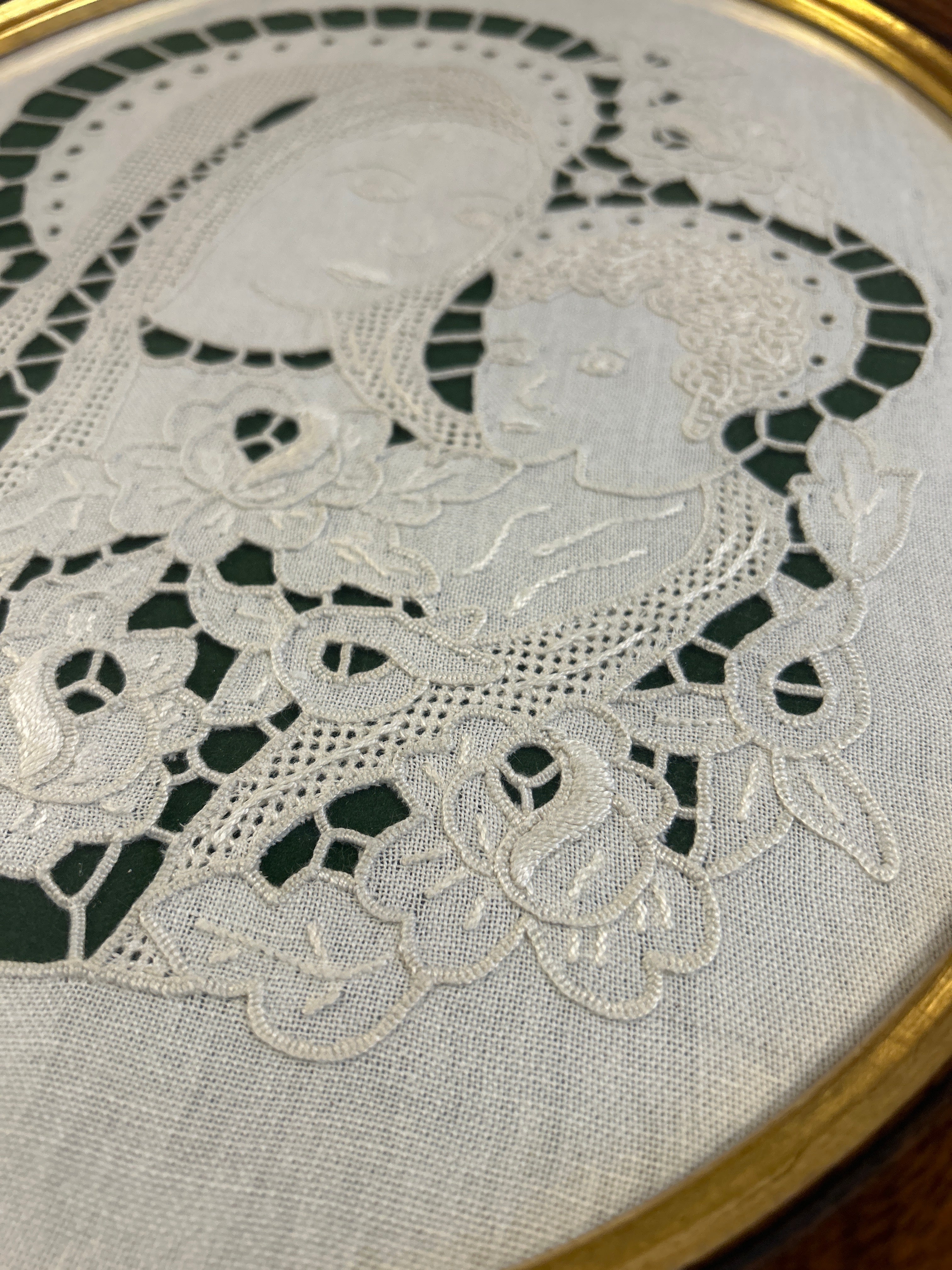 Quadro Con Tessuto Intagliato Madonna Con Bambino