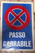 Cartello Segnaletico Passo Carrabile Mod. 1100 Cm 20x30 Pvc