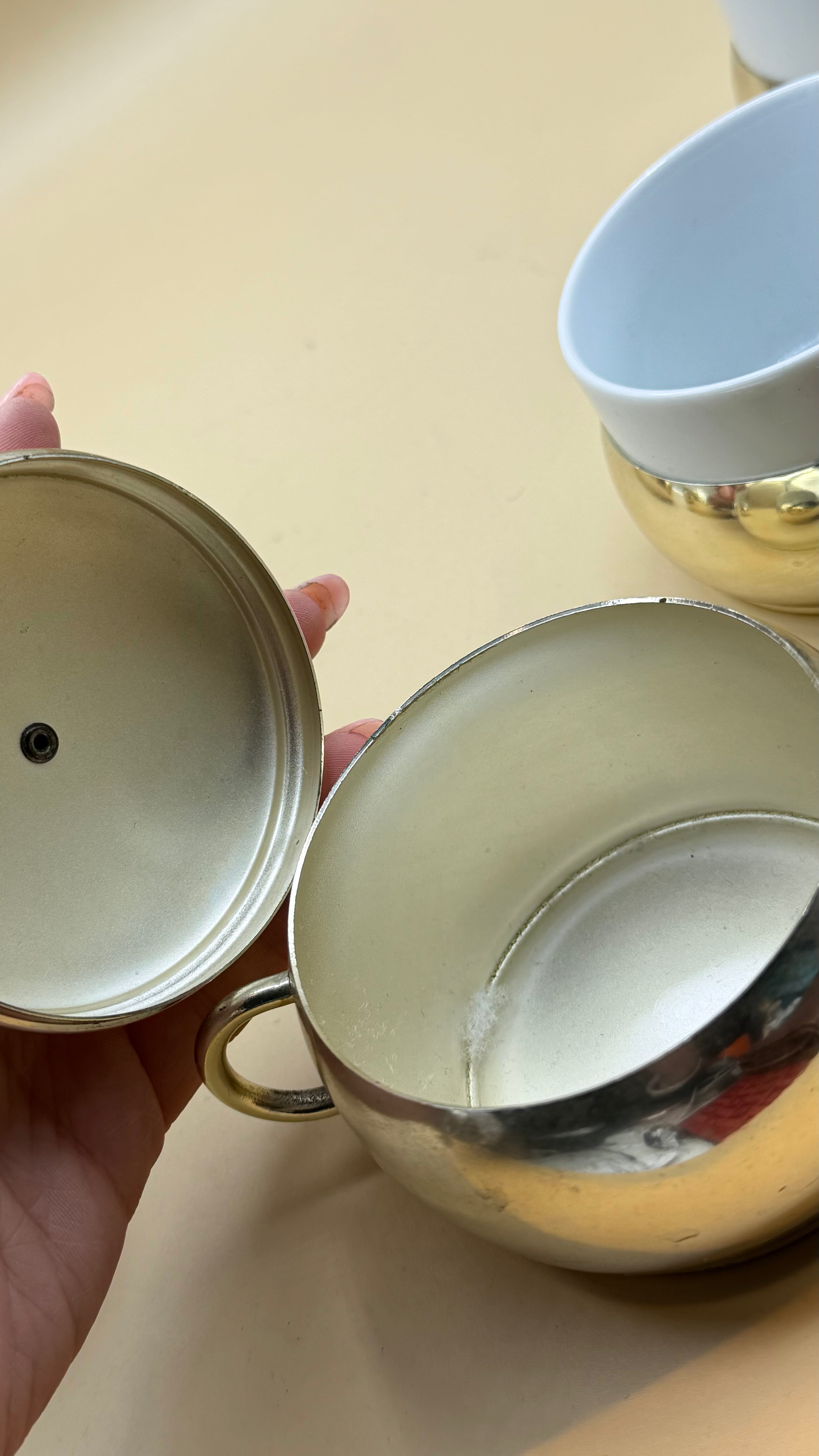 4 Tazze Con Supporto Silver E Zucheriera