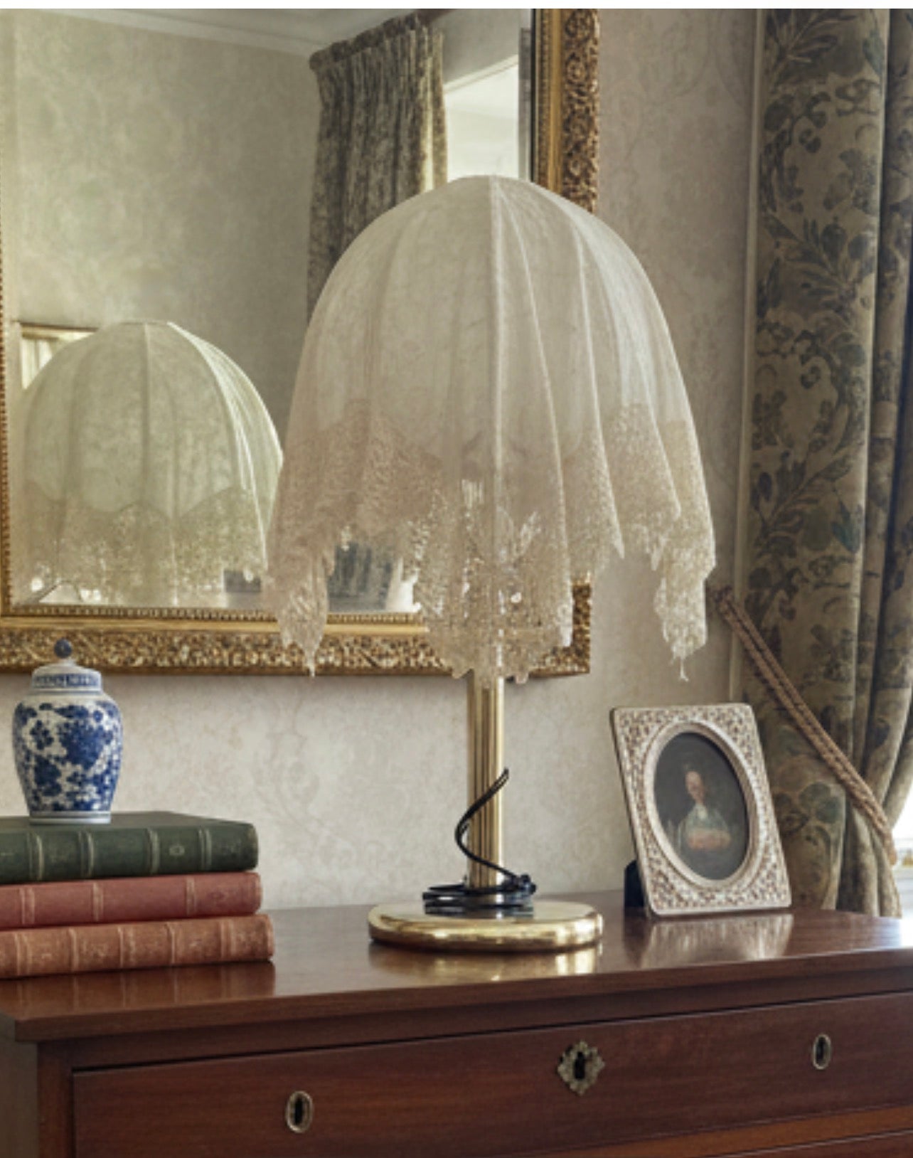 Lampada Con Paralume Pizzo