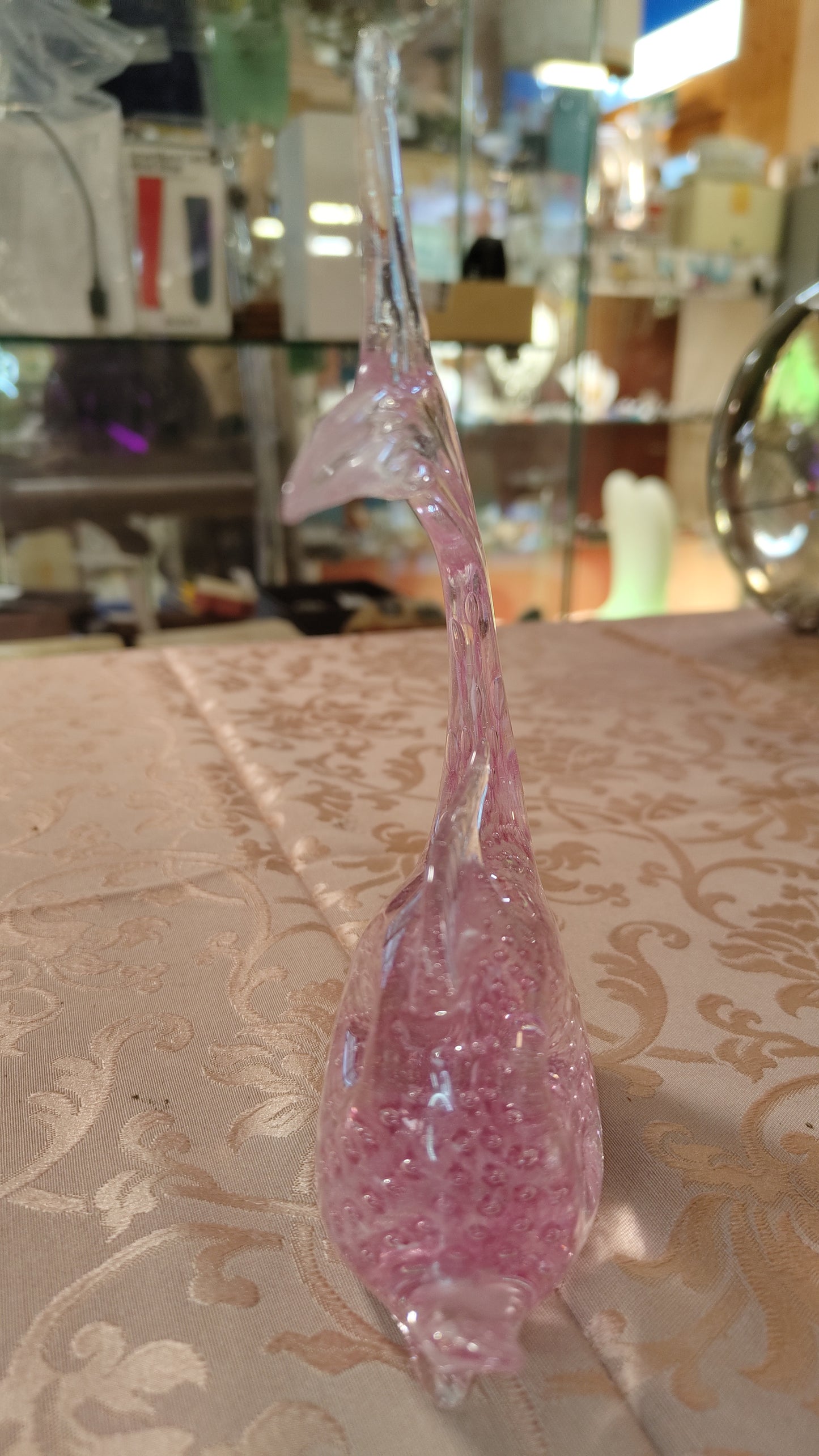 Pesce un vetro di Murano con interno a bollicine rosa