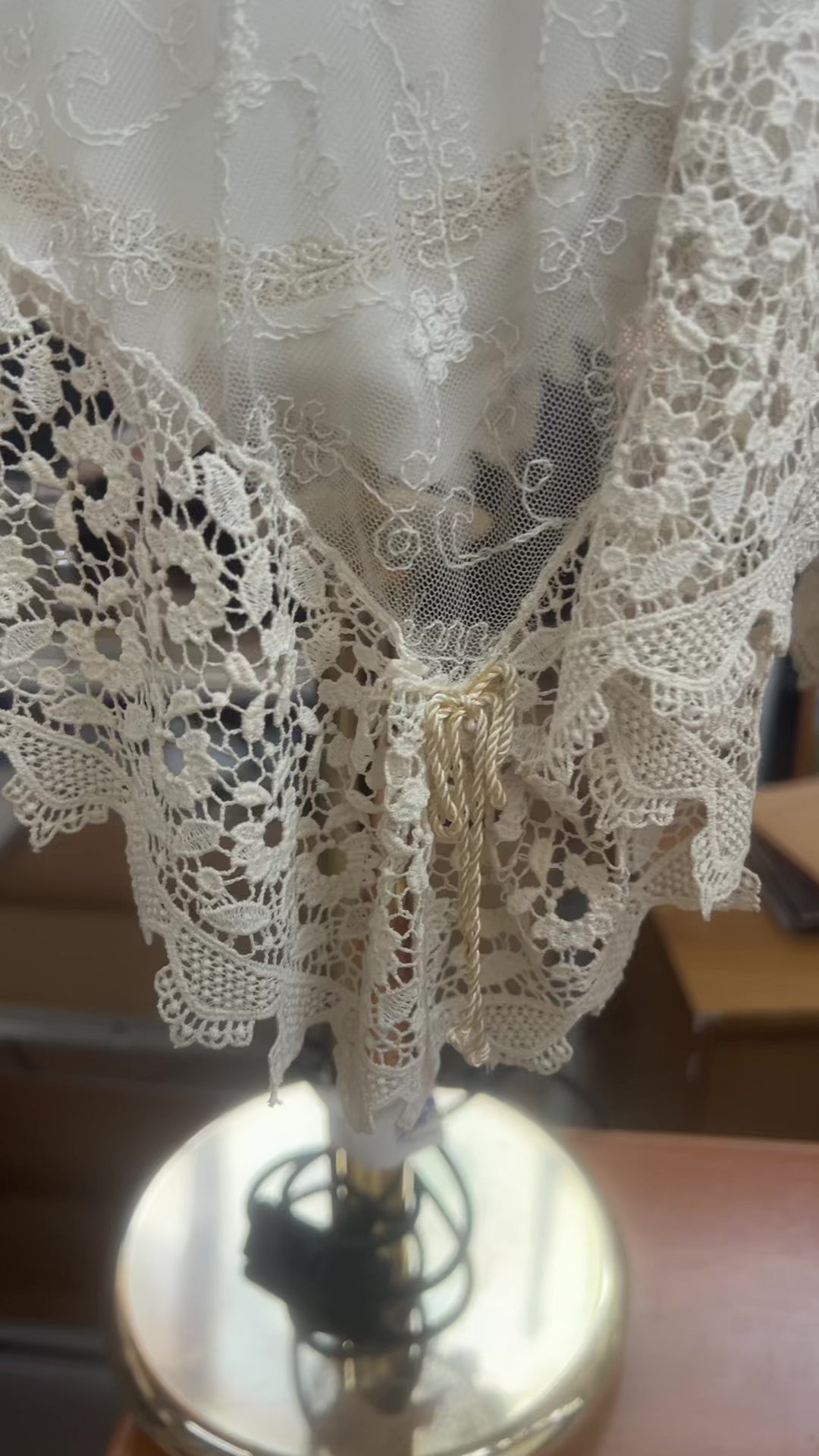 Lampada Con Paralume Pizzo
