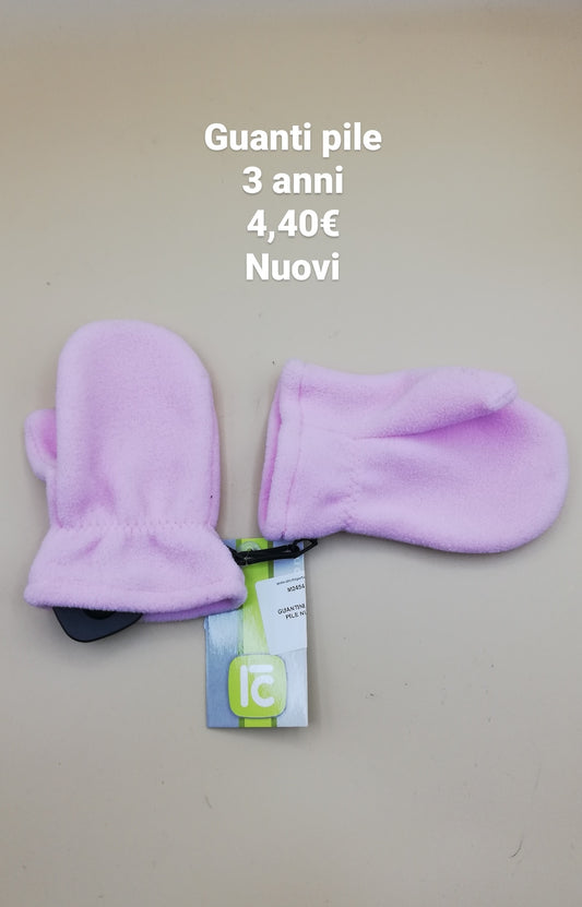 New 3 year old girl's fleece gloves