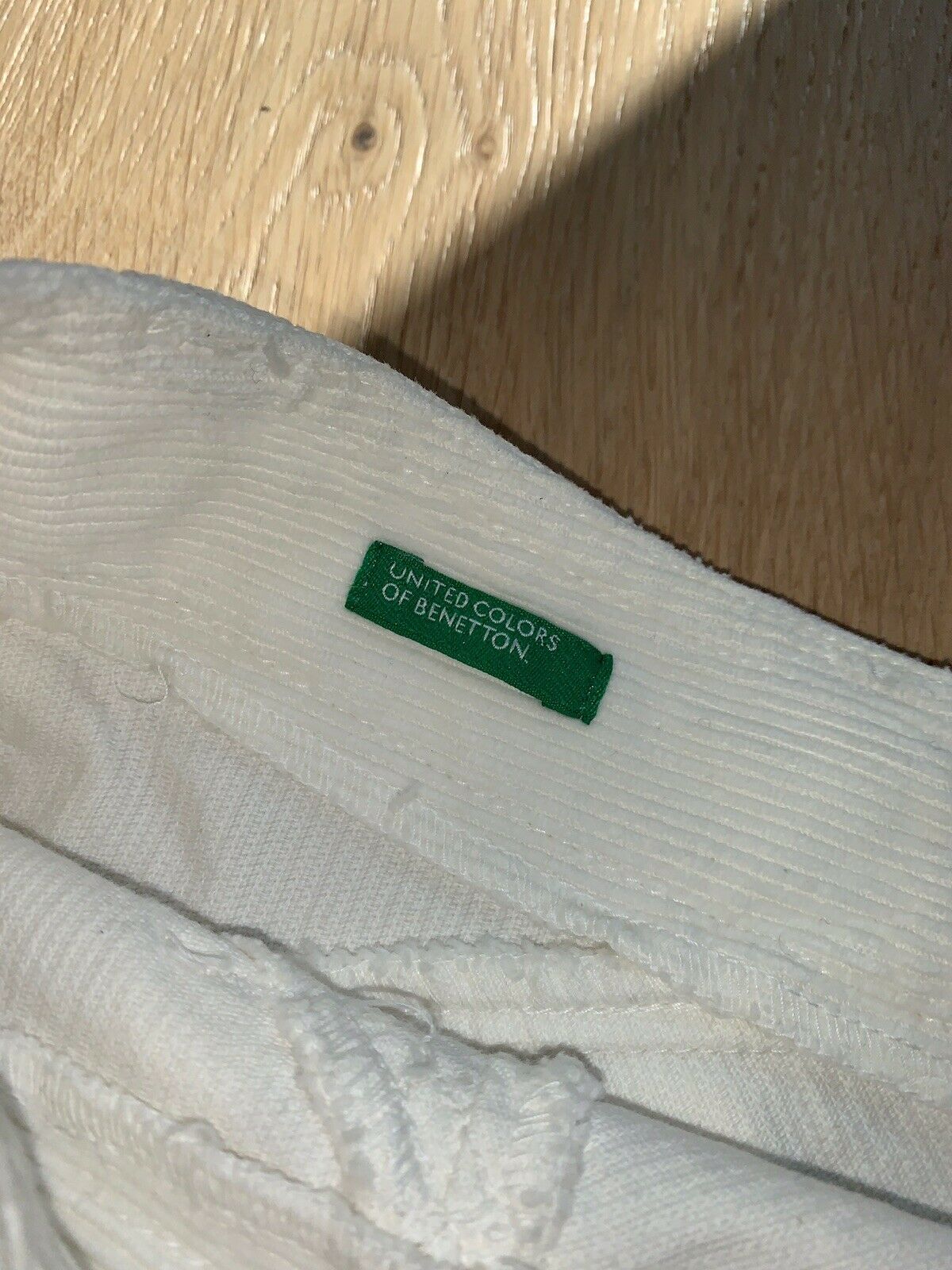 Benetton white velvet skirt size 42