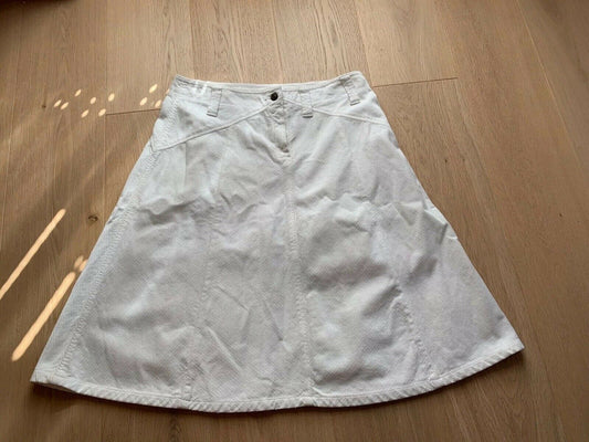 Benetton white velvet skirt size 42