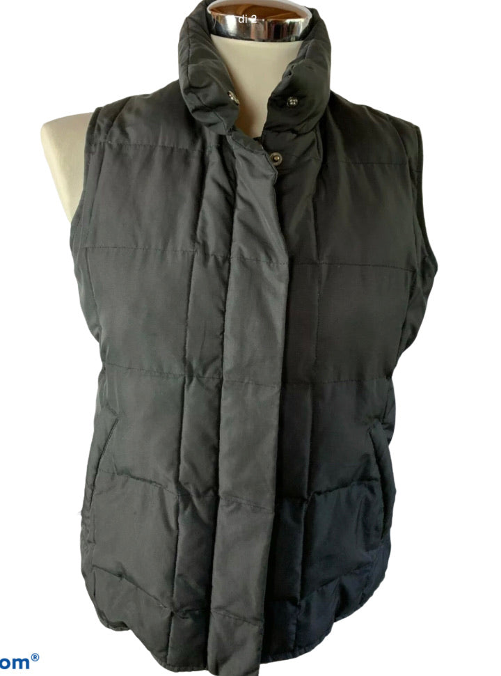 Black sports windproof padded vest for 12 years