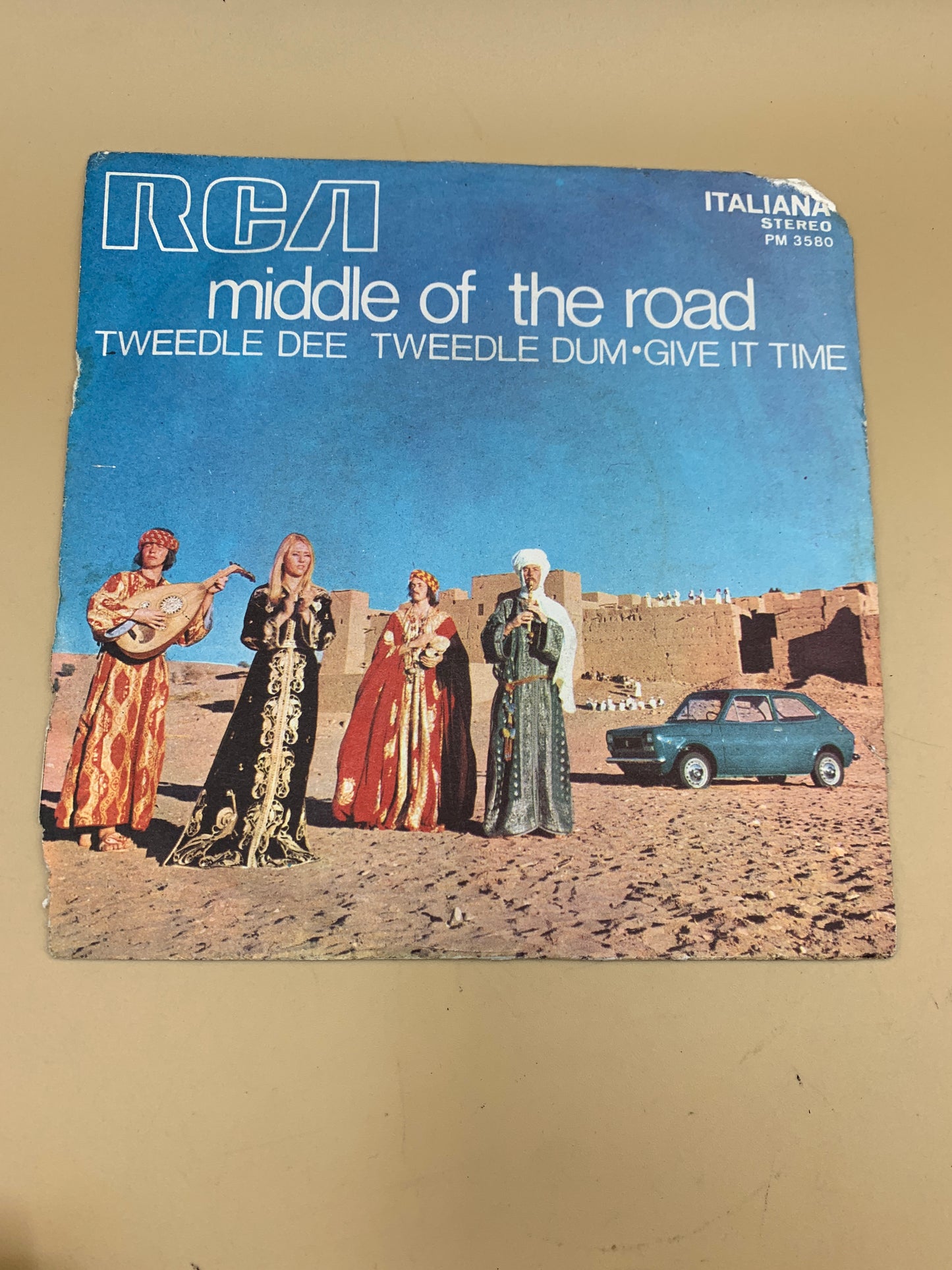Middle of the road - 45 rpm vinyl record
