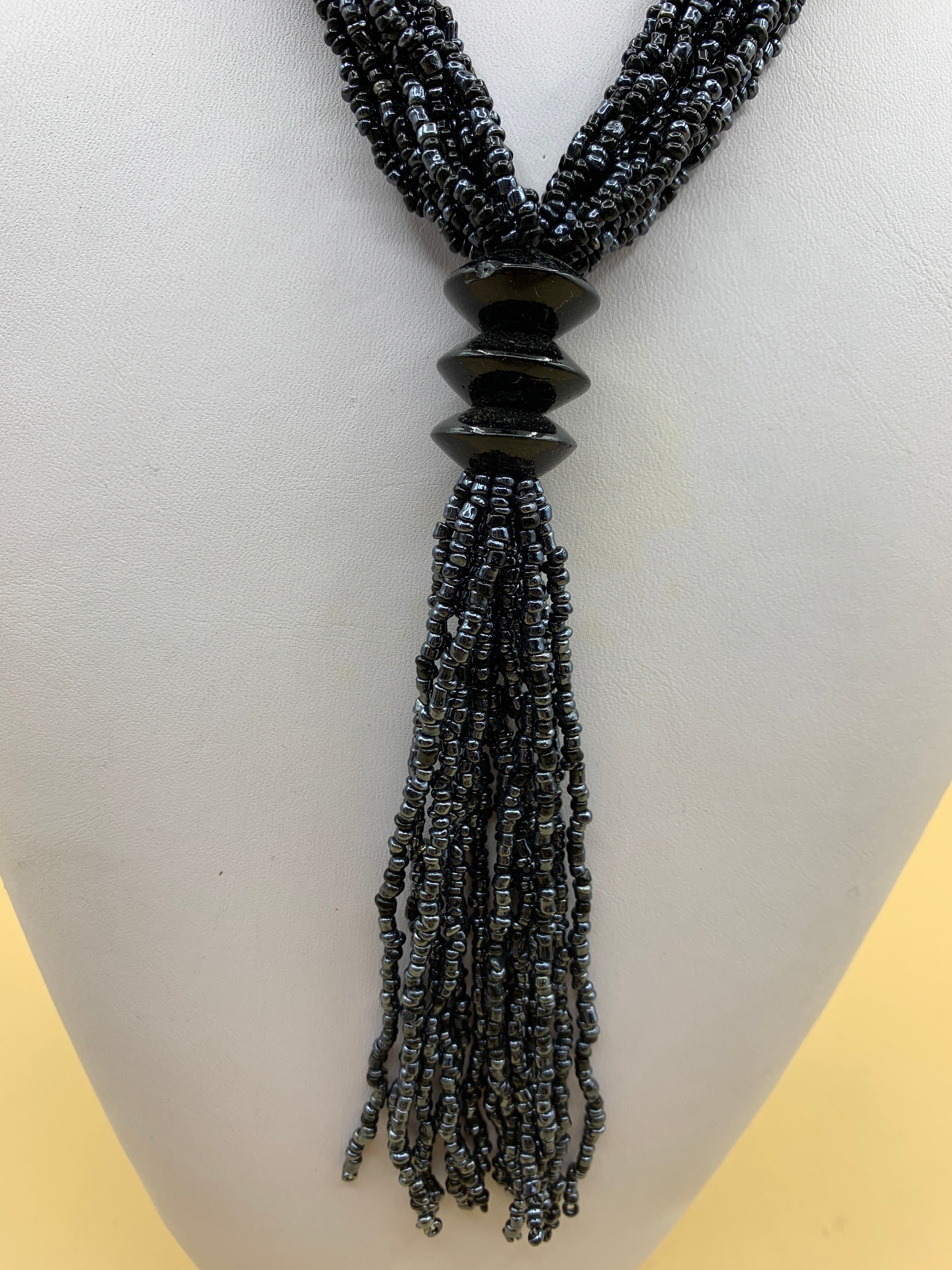 Geknotete Perlenkette