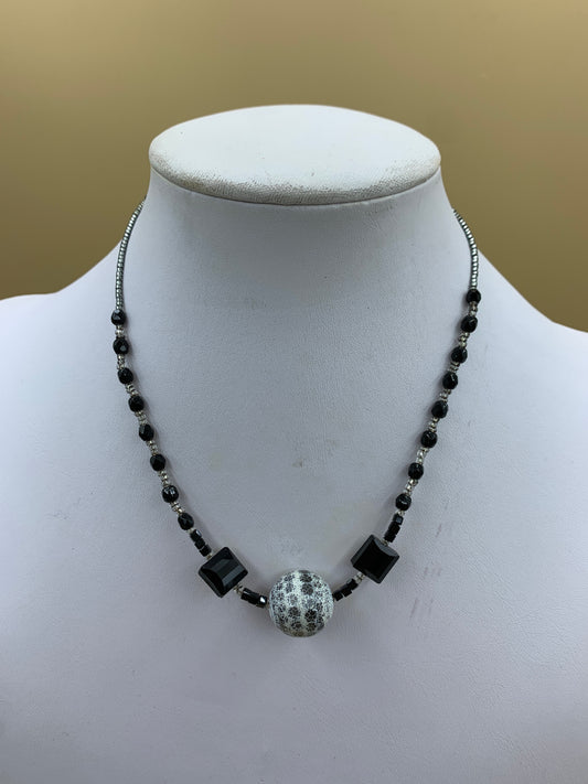 Black white beaded necklace